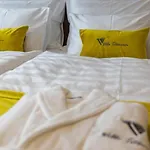 Villa Titanium